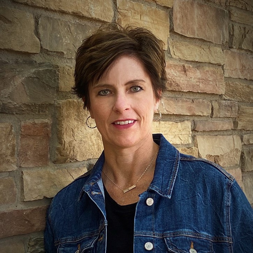 Meet your Posher, Traci